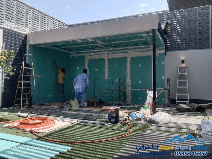 مقاول بناء ملاحق اسمنت بورد وجي آر سي بحي الملقا| تصاميم مودرن 2026