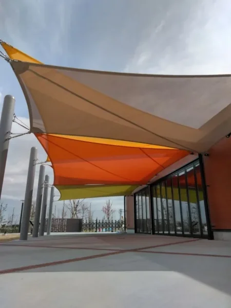 أفضل مظلات مدارس شمال الرياض 2026 | توريد وتركيب بمواصفات معتمدة