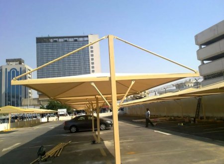 تركيب مظلات السيارات والحدائق بشمال الرياض: الأنواع، الأسعار، وأفضل التصاميم المودرن