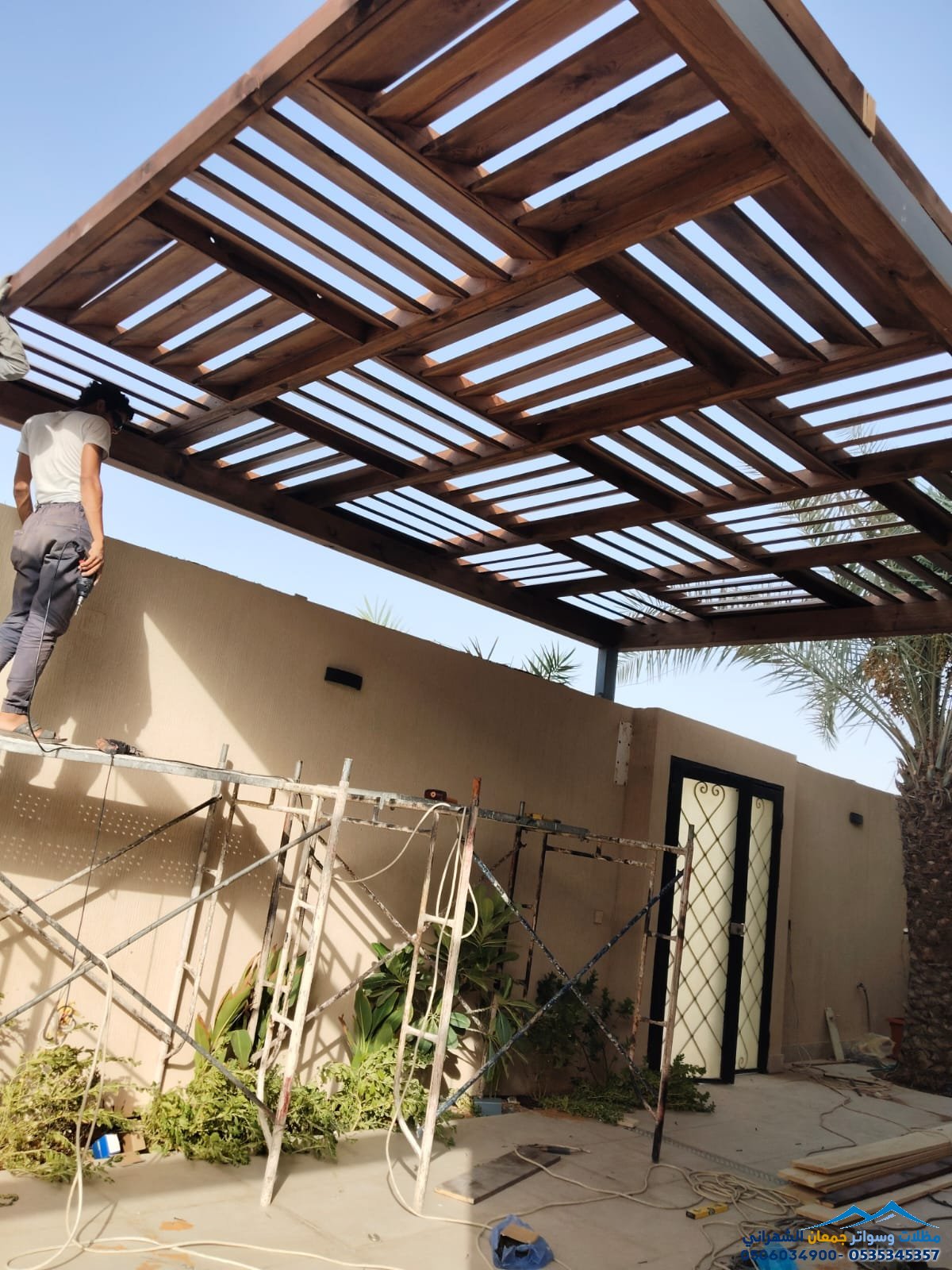 تركيب مظلات خشبية وحديدية حي العليا