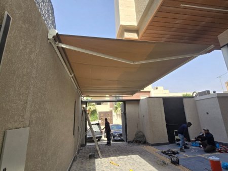 تركيب مظلات وسواتروساندويش بانل حي القيروان:الأنواع والمواصفات والأسعار 2026