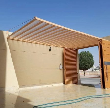 مضلات الرياض بأشكال متنوعة بحي النرجس والياسمين 